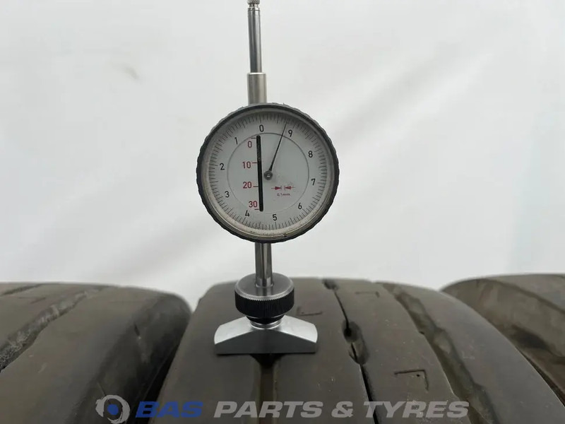 Michelin - צמיג עבור משאית: תמונה 3 Michelin - צמיג עבור משאית: תמונה 3