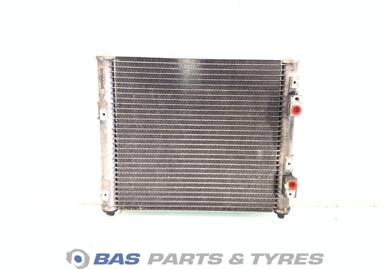 Scania Condensator Scania 2187711 - חלק מזגן עבור משאית: תמונה 2 Scania Condensator Scania 2187711 - חלק מזגן עבור משאית: תמונה 2