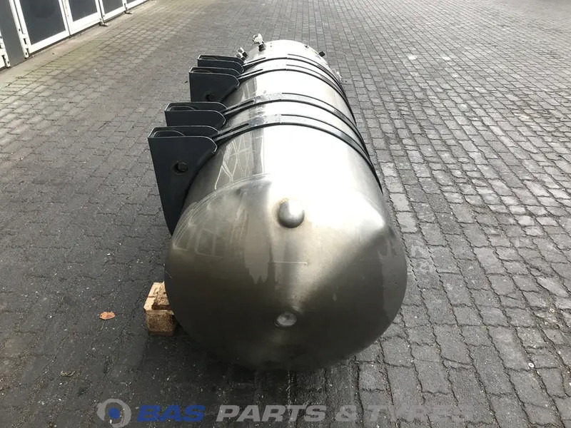 Scania LNG tank Scania 406 Liter 2782050 - מכל דלק עבור משאית: תמונה 4 Scania LNG tank Scania 406 Liter 2782050 - מכל דלק עבור משאית: תמונה 4