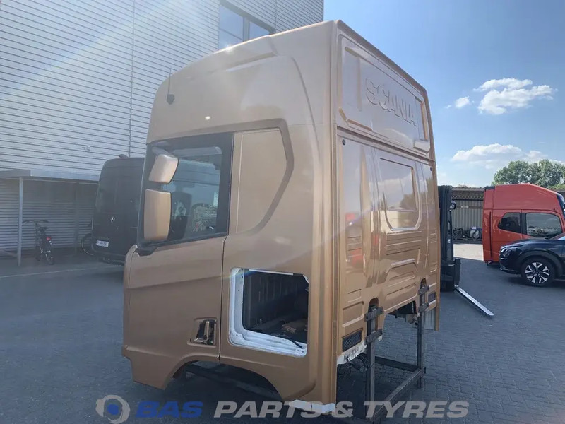Scania R-Serie NextGen Scania CR-20 Highline L3H2 2044113 - תא ופנים הרכב עבור משאית: תמונה 4 Scania R-Serie NextGen Scania CR-20 Highline L3H2 2044113 - תא ופנים הרכב עבור משאית: תמונה 4