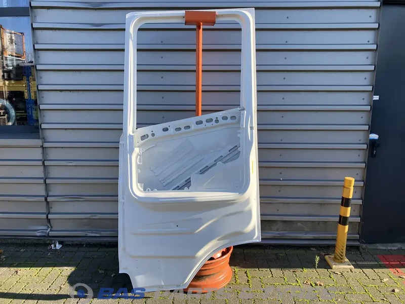 Scania S-Serie NextGen Portier Rechts Scania 2137842 - דלת וחלקים עבור משאית: תמונה 2 Scania S-Serie NextGen Portier Rechts Scania 2137842 - דלת וחלקים עבור משאית: תמונה 2