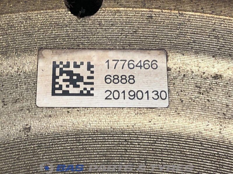 Scania Vliegwiel Scania 1776466 - גלגל תנופה עבור משאית: תמונה 3 Scania Vliegwiel Scania 1776466 - גלגל תנופה עבור משאית: תמונה 3