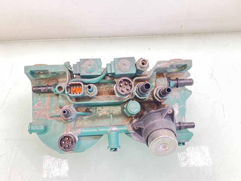 Volvo Brandstoffilterhuis Volvo 23844817 - מסנן דלק עבור משאית: תמונה 3 Volvo Brandstoffilterhuis Volvo 23844817 - מסנן דלק עבור משאית: תמונה 3