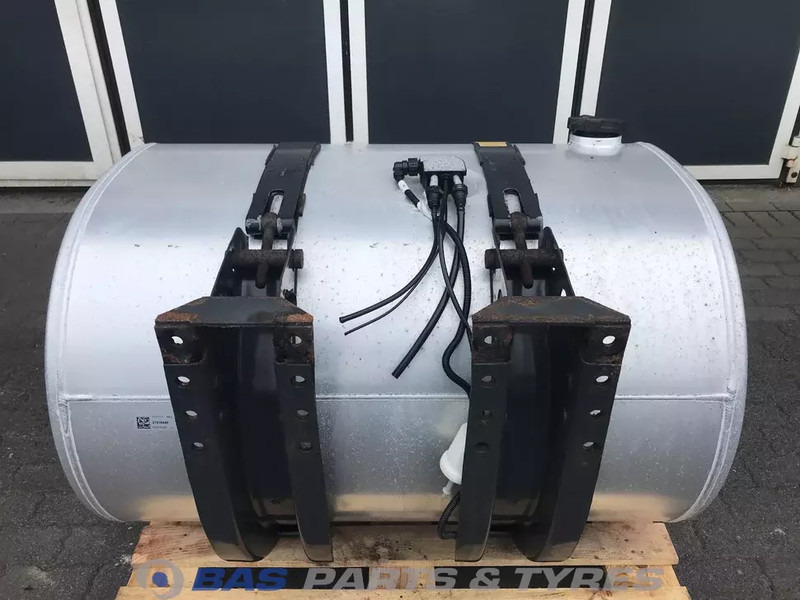 Volvo Brandstoftank Volvo 450 Liter G0000124 - מכל דלק עבור משאית: תמונה 3 Volvo Brandstoftank Volvo 450 Liter G0000124 - מכל דלק עבור משאית: תמונה 3