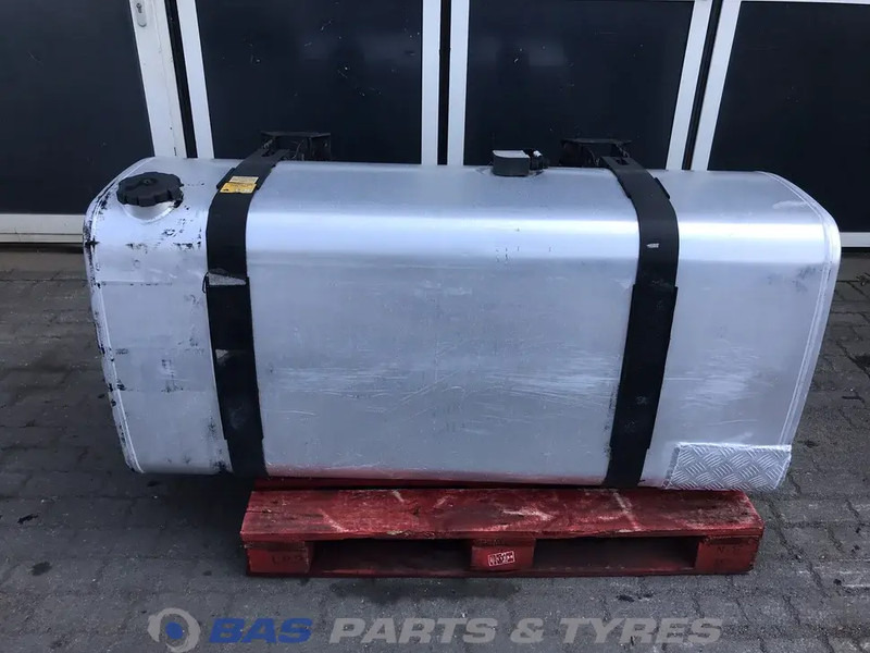 Volvo Brandstoftank Volvo 610 Liter G0000172 - מכל דלק עבור משאית: תמונה 1 Volvo Brandstoftank Volvo 610 Liter G0000172 - מכל דלק עבור משאית: תמונה 1