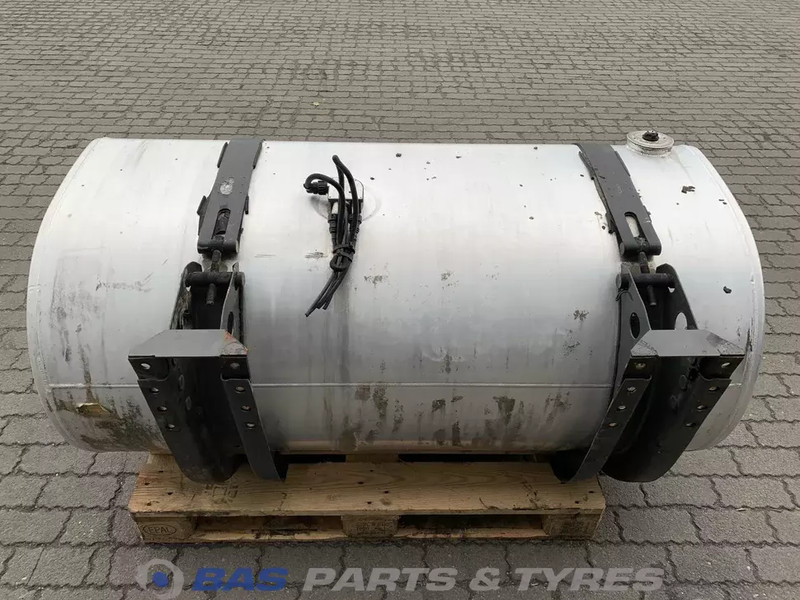Volvo Brandstoftank Volvo 610 Liter G0000172 - מכל דלק עבור משאית: תמונה 3 Volvo Brandstoftank Volvo 610 Liter G0000172 - מכל דלק עבור משאית: תמונה 3