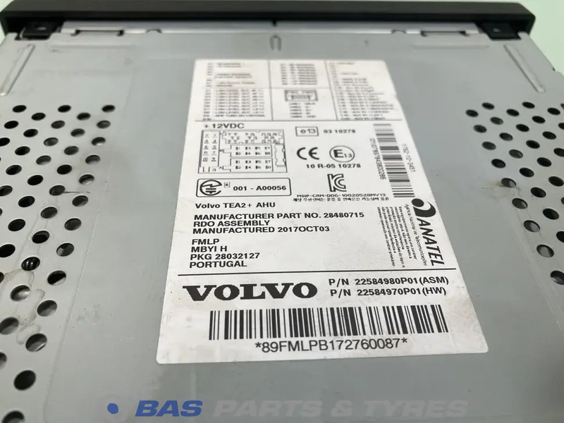 Volvo Cd-speler Volvo 21461984 - תא ופנים הרכב עבור משאית: תמונה 3 Volvo Cd-speler Volvo 21461984 - תא ופנים הרכב עבור משאית: תמונה 3