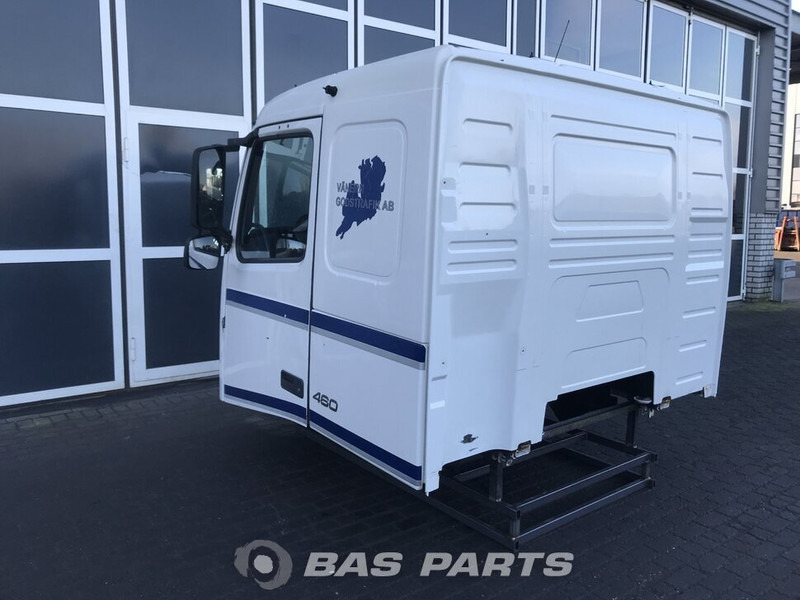 Volvo FH3 Volvo Sleeper Cab L2H1 20497823 - תא ופנים הרכב עבור משאית: תמונה 5 Volvo FH3 Volvo Sleeper Cab L2H1 20497823 - תא ופנים הרכב עבור משאית: תמונה 5