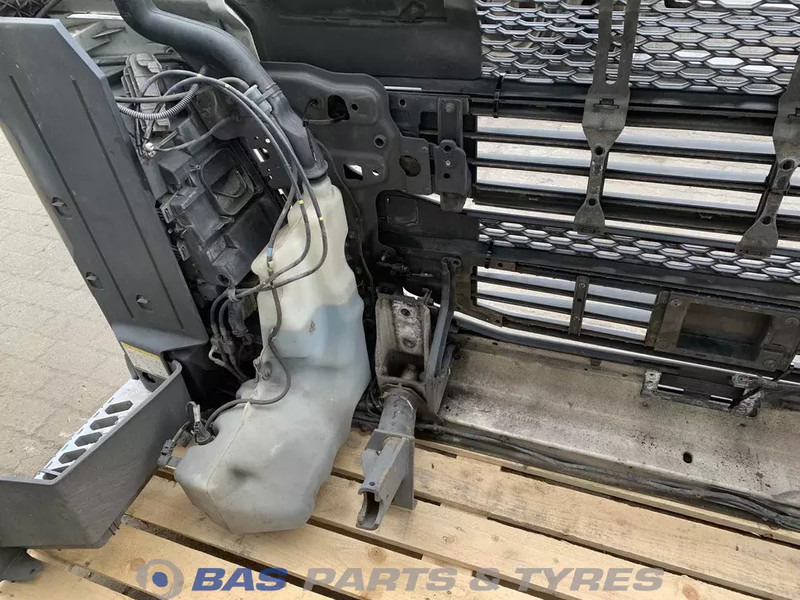 Volvo FH4 Bumper Volvo 21221138 - פגוש עבור משאית: תמונה 4 Volvo FH4 Bumper Volvo 21221138 - פגוש עבור משאית: תמונה 4