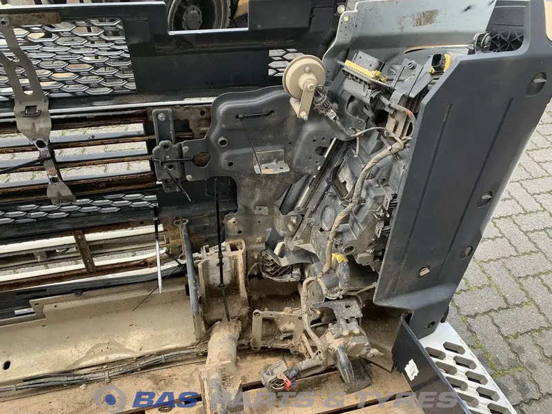 Volvo FH4 Bumper Volvo 82137660 - פגוש עבור משאית: תמונה 5 Volvo FH4 Bumper Volvo 82137660 - פגוש עבור משאית: תמונה 5