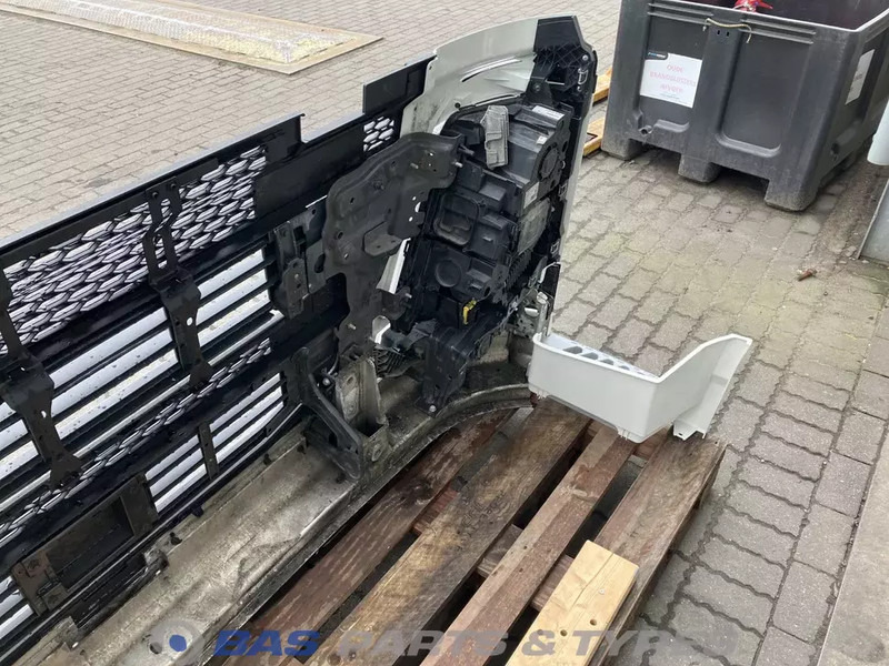 Volvo FH4 Bumper Volvo 82491840 - פגוש עבור משאית: תמונה 4 Volvo FH4 Bumper Volvo 82491840 - פגוש עבור משאית: תמונה 4