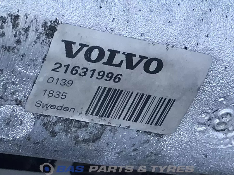 Volvo FH4 - רדיאטור עבור משאית: תמונה 3 Volvo FH4 - רדיאטור עבור משאית: תמונה 3