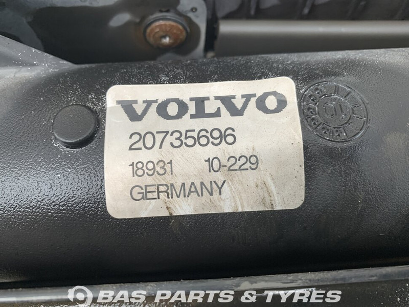 Volvo FM3 Koelerpakket Volvo D11C 330 1676631 - רדיאטור עבור משאית: תמונה 3 Volvo FM3 Koelerpakket Volvo D11C 330 1676631 - רדיאטור עבור משאית: תמונה 3