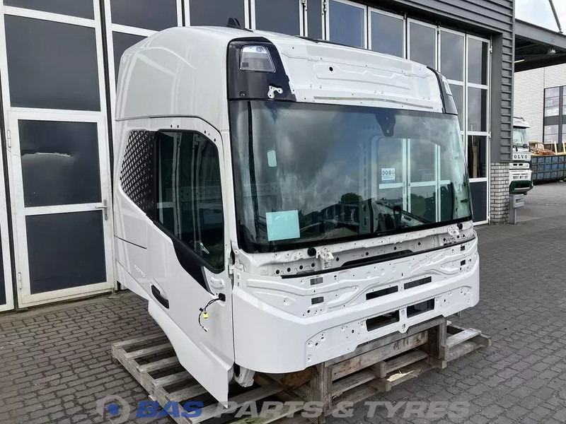 Volvo FM5 - תא ופנים הרכב עבור משאית: תמונה 2 Volvo FM5 - תא ופנים הרכב עבור משאית: תמונה 2