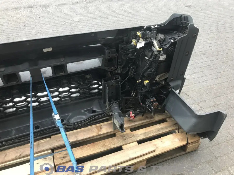 Volvo FMX Euro 6 Bumper Volvo 82422759 - פגוש עבור משאית: תמונה 5 Volvo FMX Euro 6 Bumper Volvo 82422759 - פגוש עבור משאית: תמונה 5