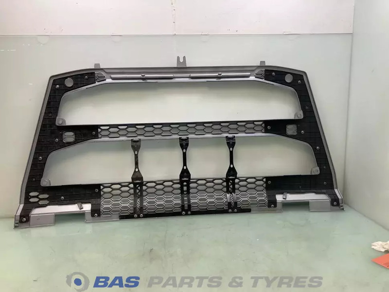 Volvo Frontpaneel FH16 Volvo 82492251 - גוף וחלק חיצוני עבור משאית: תמונה 2 Volvo Frontpaneel FH16 Volvo 82492251 - גוף וחלק חיצוני עבור משאית: תמונה 2