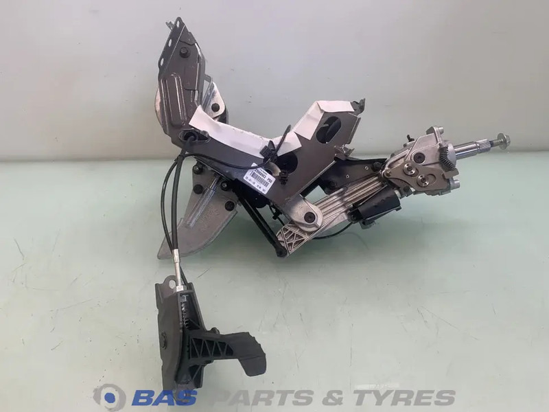 Volvo - ציוד היגוי עבור משאית: תמונה 3 Volvo - ציוד היגוי עבור משאית: תמונה 3