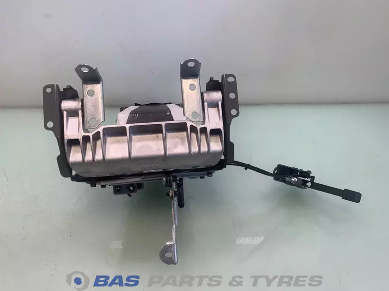 Volvo - ציוד היגוי עבור משאית: תמונה 2 Volvo - ציוד היגוי עבור משאית: תמונה 2