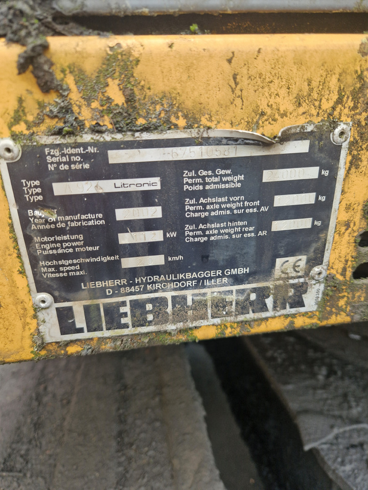 LIEBHERR A924C 675-10581 (2002) - מטפל בפסולת/ תעשייתי: תמונה 2 LIEBHERR A924C 675-10581 (2002) - מטפל בפסולת/ תעשייתי: תמונה 2
