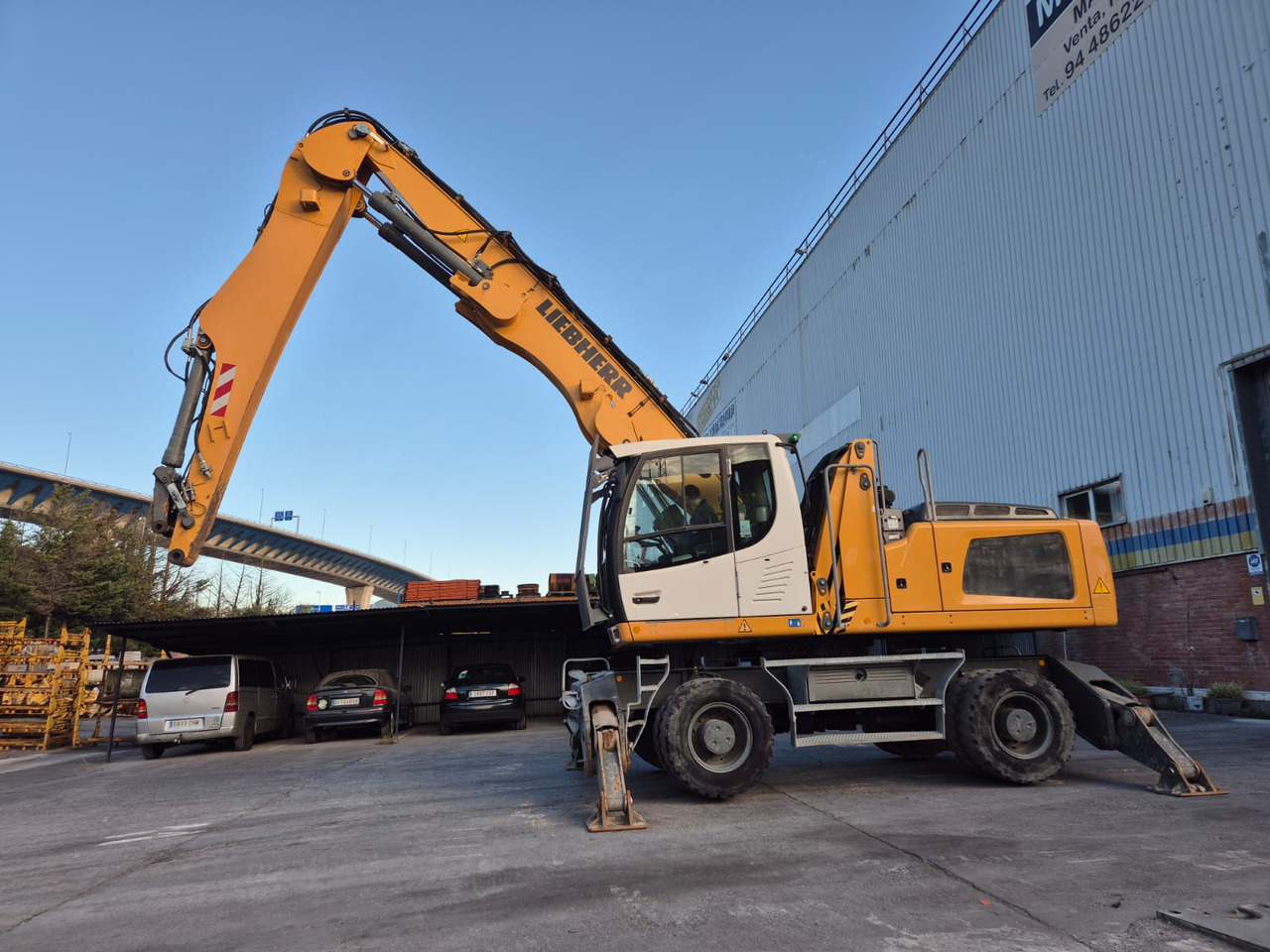 LIEBHERR LH30M - מטפל בפסולת/ תעשייתי: תמונה 5 LIEBHERR LH30M - מטפל בפסולת/ תעשייתי: תמונה 5