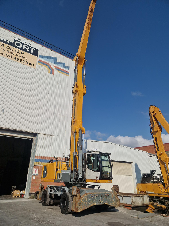 LIEBHERR LH40M - מטפל בפסולת/ תעשייתי: תמונה 2 LIEBHERR LH40M - מטפל בפסולת/ תעשייתי: תמונה 2