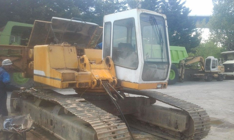 LIEBHERR R922LI S/N: 480-0240 - מחפר סורק: תמונה 1 LIEBHERR R922LI S/N: 480-0240 - מחפר סורק: תמונה 1