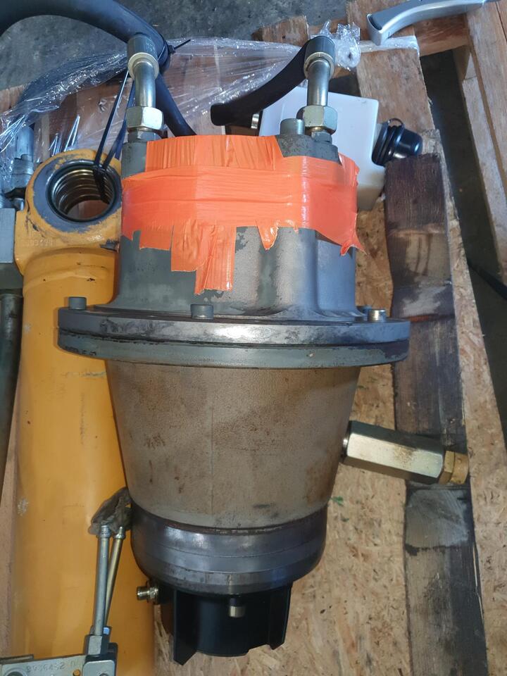 LIEBHERR SAT 225/229 - תמסורת עבור מכונת בנייה: תמונה 4 LIEBHERR SAT 225/229 - תמסורת עבור מכונת בנייה: תמונה 4