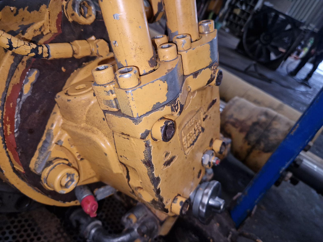 MOTOR DE GIRO FMF090 R944 - מנוע הידרולי עבור מכונת בנייה: תמונה 2 MOTOR DE GIRO FMF090 R944 - מנוע הידרולי עבור מכונת בנייה: תמונה 2