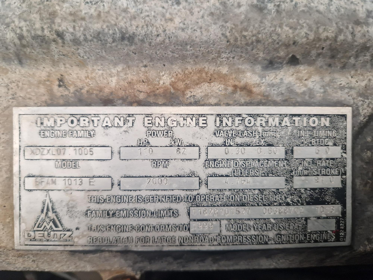 MOTOR DEUTZ BF4M1013E - מנוע עבור מכונת בנייה: תמונה 4 MOTOR DEUTZ BF4M1013E - מנוע עבור מכונת בנייה: תמונה 4