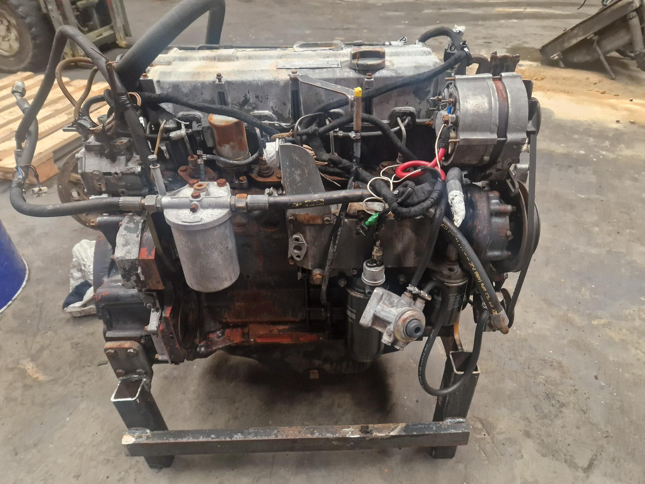 MOTOR DEUTZ BF4M1013E - מנוע עבור מכונת בנייה: תמונה 3 MOTOR DEUTZ BF4M1013E - מנוע עבור מכונת בנייה: תמונה 3