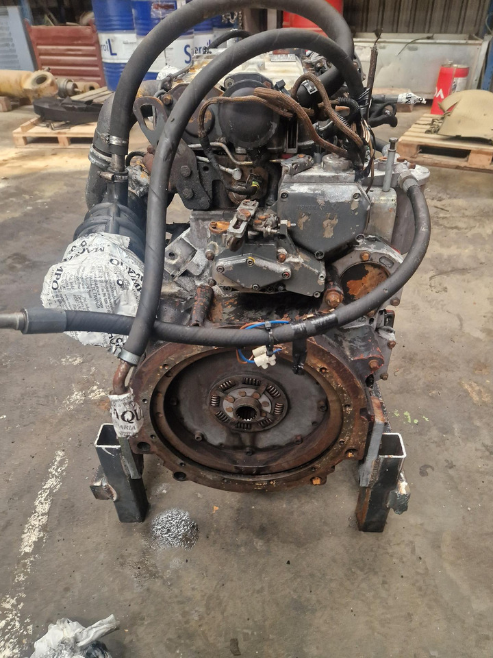 MOTOR DEUTZ BF4M1013E - מנוע עבור מכונת בנייה: תמונה 5 MOTOR DEUTZ BF4M1013E - מנוע עבור מכונת בנייה: תמונה 5