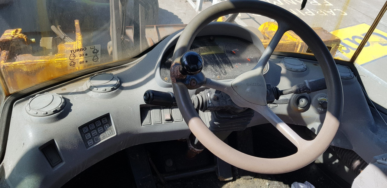 VOLVO L90D S/N 33264  - מעמיס גלגלים: תמונה 3 VOLVO L90D S/N 33264  - מעמיס גלגלים: תמונה 3