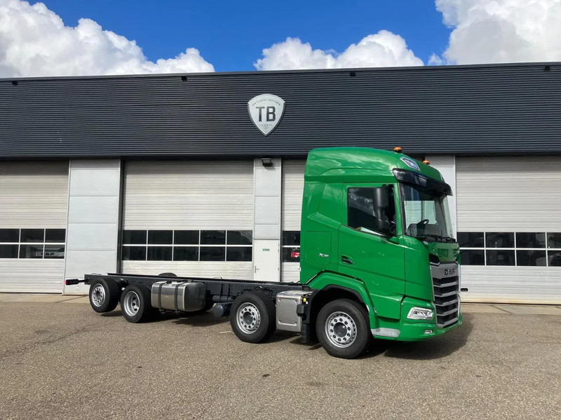DAF XF 480 FAX CHASSIS SLEEPER HIGH CAB PTO ADR, KLASSEN AT+FL+EX2/3*, - NEW - משאית עם שלדת תא: תמונה 3 DAF XF 480 FAX CHASSIS SLEEPER HIGH CAB PTO ADR, KLASSEN AT+FL+EX2/3*, - NEW - משאית עם שלדת תא: תמונה 3