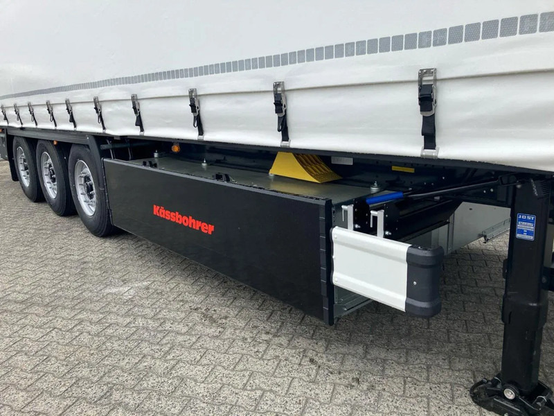 חָדָשׁ סמיטריילר עם וילונות צד Kässbohrer SCS X+ / 90 - 12 / 27 Schuifzeilen multiplex vloer met palletkist 30 Europallets: תמונה 6 חָדָשׁ סמיטריילר עם וילונות צד Kässbohrer SCS X+ / 90 - 12 / 27 Schuifzeilen multiplex vloer met palletkist 30 Europallets: תמונה 6