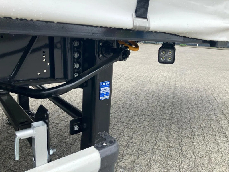 חָדָשׁ סמיטריילר עם וילונות צד Kässbohrer SCS X+ / 90 - 12 / 27 Schuifzeilen multiplex vloer met palletkist 30 Europallets: תמונה 9 חָדָשׁ סמיטריילר עם וילונות צד Kässbohrer SCS X+ / 90 - 12 / 27 Schuifzeilen multiplex vloer met palletkist 30 Europallets: תמונה 9