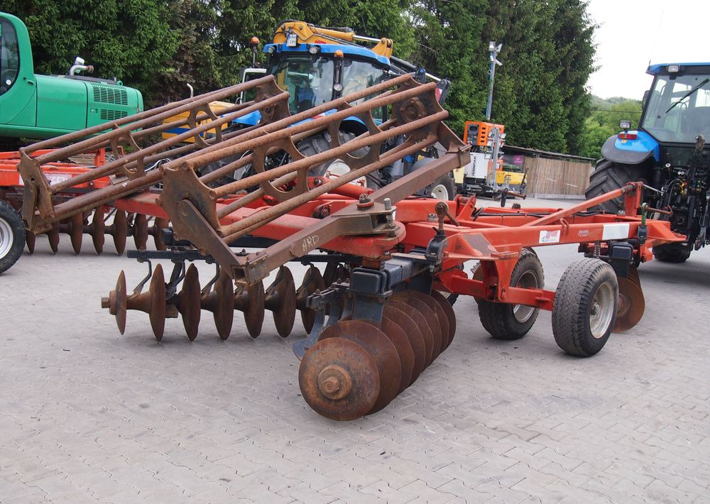 Brona talerzowa GREGOIRE-BESSON talerzówka 3,5m Brona talerzowa 3,5m z wałem - משדדת דיסק: תמונה 1 Brona talerzowa GREGOIRE-BESSON talerzówka 3,5m Brona talerzowa 3,5m z wałem - משדדת דיסק: תמונה 1