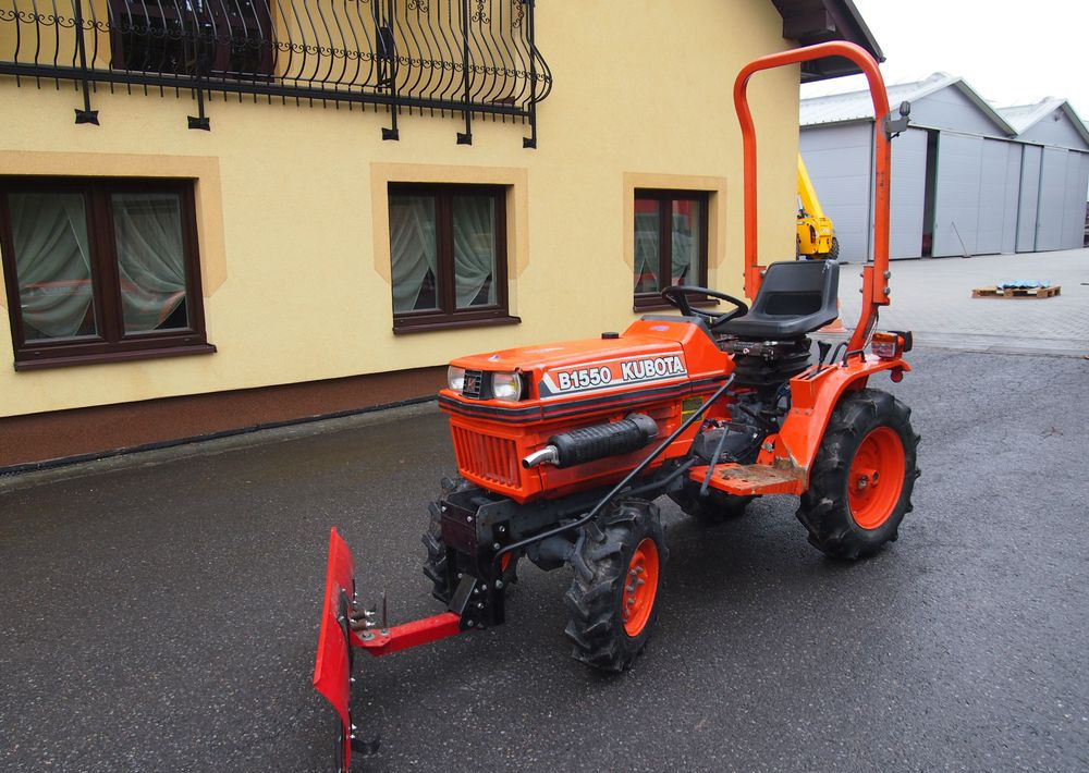 Ciągnik Kubota B1550 1994 traktorek KUBOTA 4x4 19KM - טרקטור חקלאי: תמונה 2 Ciągnik Kubota B1550 1994 traktorek KUBOTA 4x4 19KM - טרקטור חקלאי: תמונה 2