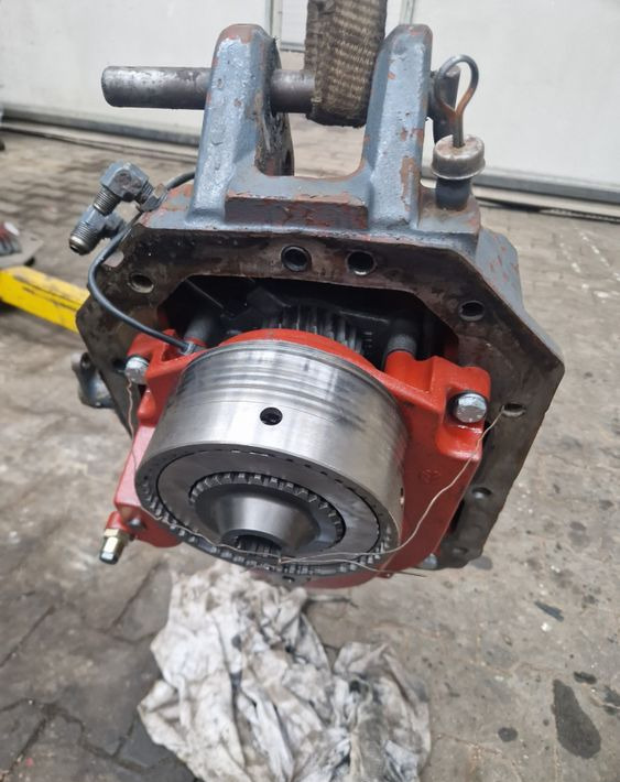 Części do Ciągnika New Holland NH TM, M Kompletna Obudowa WOM New Holland TM120,TM130,TM140,TM155,Case MXM 120, - תמסורת עבור מכונה חקלאית: תמונה 2 Części do Ciągnika New Holland NH TM, M Kompletna Obudowa WOM New Holland TM120,TM130,TM140,TM155,Case MXM 120, - תמסורת עבור מכונה חקלאית: תמונה 2