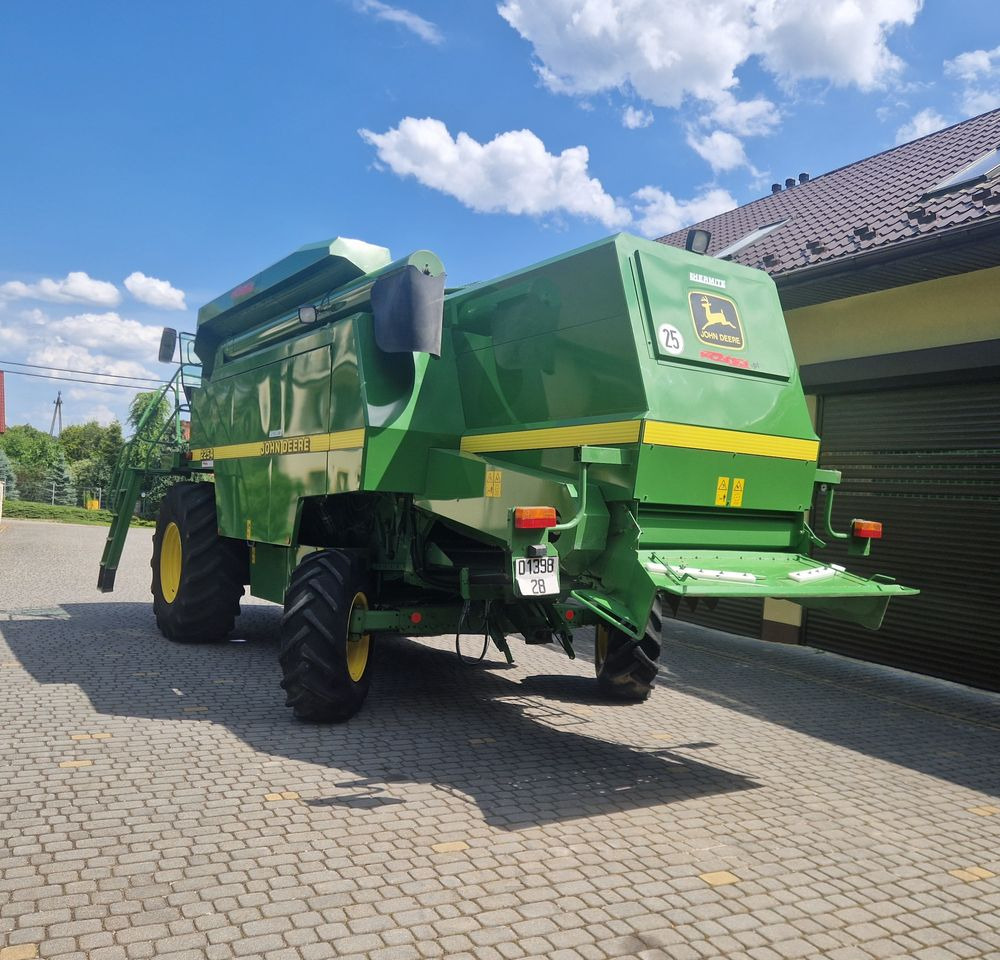 Kombajn zbożawy John deere 2254 2000 Kombajn John Deere JD - מקצרת קומבינה: תמונה 4 Kombajn zbożawy John deere 2254 2000 Kombajn John Deere JD - מקצרת קומבינה: תמונה 4