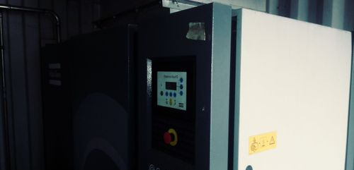 Kompresor Atlas Copco Atlas Copco GA37 Plus 2006 Kompresor sprężarka śrubowa - מדחס אוויר: תמונה 2 Kompresor Atlas Copco Atlas Copco GA37 Plus 2006 Kompresor sprężarka śrubowa - מדחס אוויר: תמונה 2
