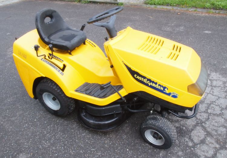 Kosiarka traktorek Castel Garden 13/92 2007 Kosiarka Castel Garden 13/92 - מכסחת גינה: תמונה 1 Kosiarka traktorek Castel Garden 13/92 2007 Kosiarka Castel Garden 13/92 - מכסחת גינה: תמונה 1