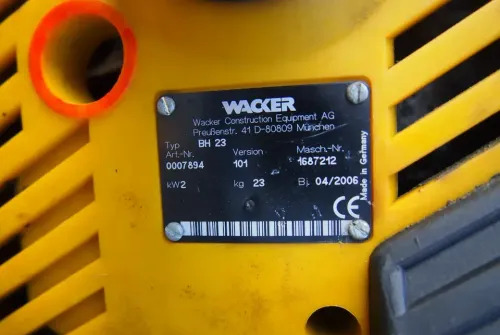 ציוד בנייה Młot wyburzeniowy Wacker BH23 2010 spalinowy: תמונה 7