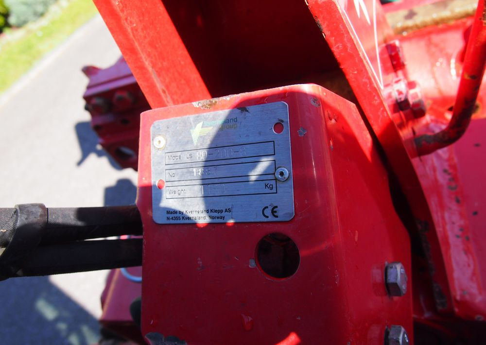 Pług obrotowy Kverneland LS80 2015 VARIO - מחרשה: תמונה 5 Pług obrotowy Kverneland LS80 2015 VARIO - מחרשה: תמונה 5