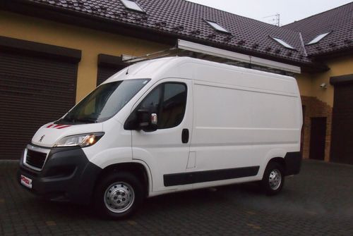 Samochody dostawcze Peugeot Boxer 2015 - כלי רכב מסחרי עם לוח: תמונה 1 Samochody dostawcze Peugeot Boxer 2015 - כלי רכב מסחרי עם לוח: תמונה 1