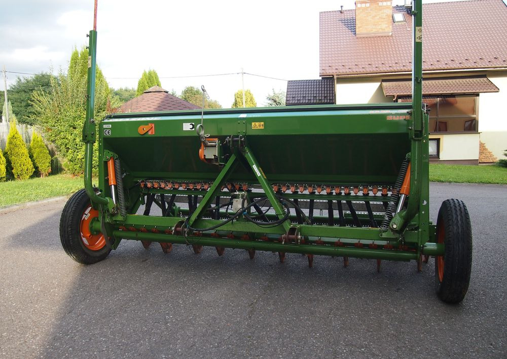 Siewnik Amazone D9 -30 2007 Siewnik Amazone - מקדחת זרעים: תמונה 3 Siewnik Amazone D9 -30 2007 Siewnik Amazone - מקדחת זרעים: תמונה 3