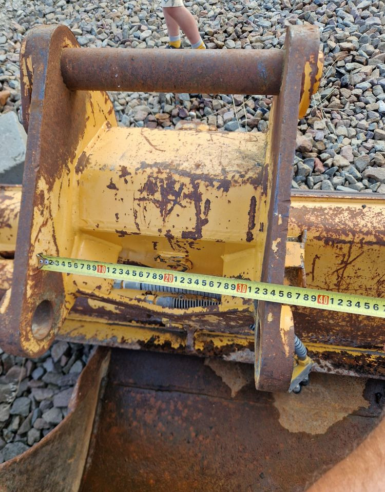 Wyposażenie Liebherr Liebherr 1500 2010 Łyżka skarpowa hydrauliczna 150 - דלי מחפר: תמונה 4 Wyposażenie Liebherr Liebherr 1500 2010 Łyżka skarpowa hydrauliczna 150 - דלי מחפר: תמונה 4