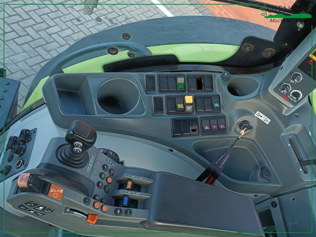 טרקטור חקלאי Claas Axion 850: תמונה 7