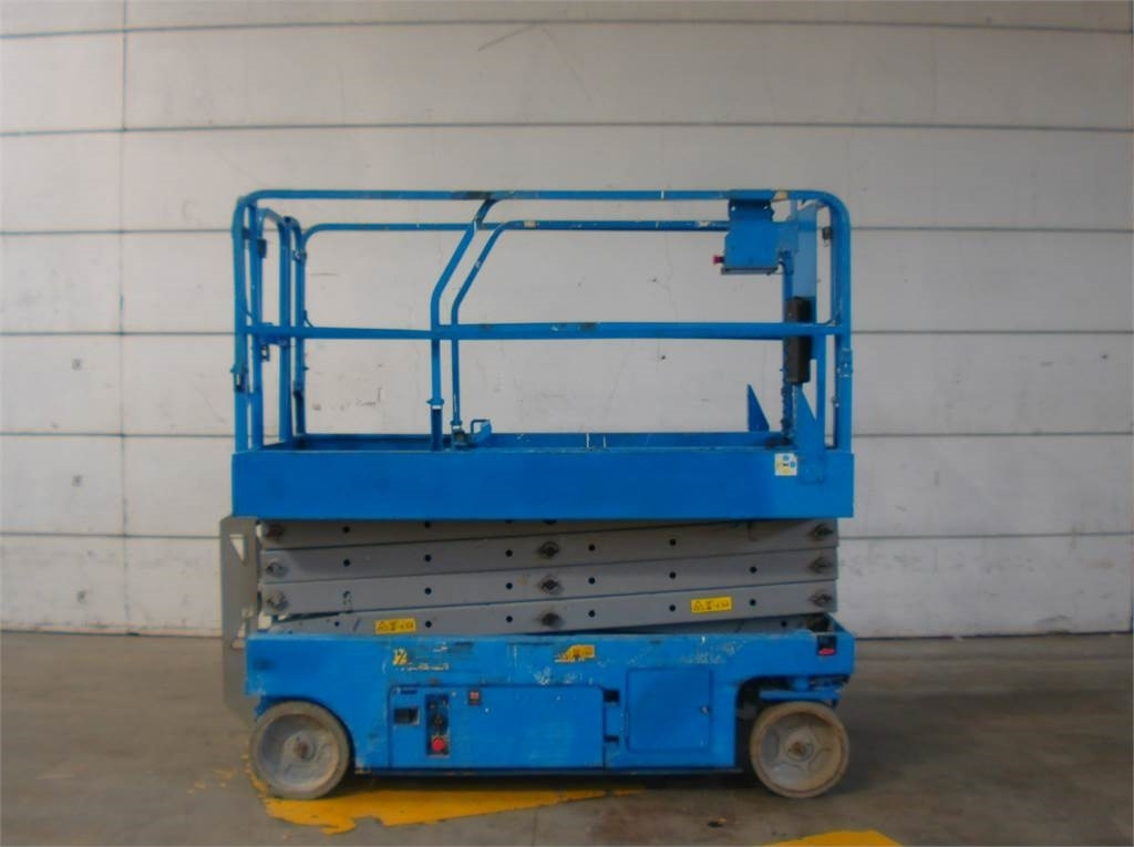 Genie GS2646 - מעלית מספריים: תמונה 1 Genie GS2646 - מעלית מספריים: תמונה 1