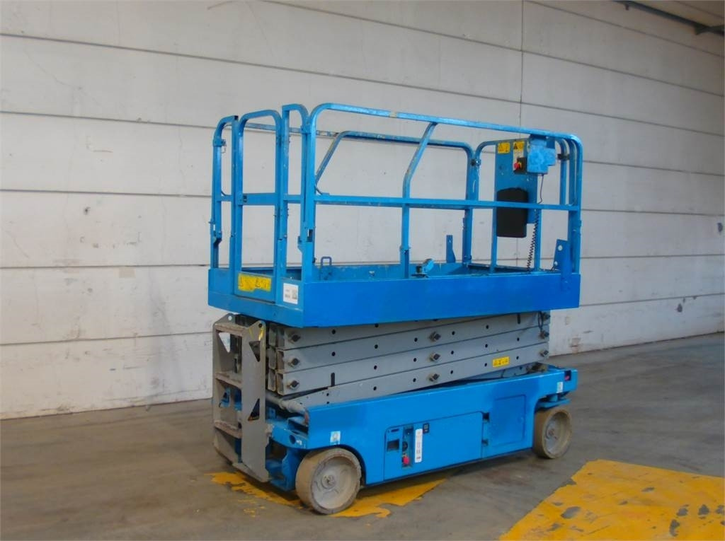 Genie GS2646 - מעלית מספריים: תמונה 2 Genie GS2646 - מעלית מספריים: תמונה 2