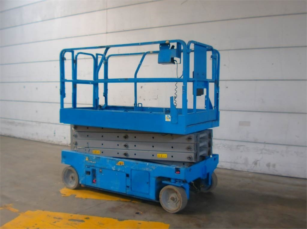 Genie GS2646 - מעלית מספריים: תמונה 3 Genie GS2646 - מעלית מספריים: תמונה 3